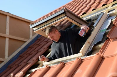 Pose de fenêtres de toit Velux au Castelet